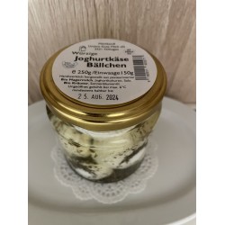 Joghurtkäsekugerl in Öl, würzig