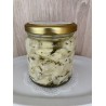 Frischkäsewürfel in Gewürzöl